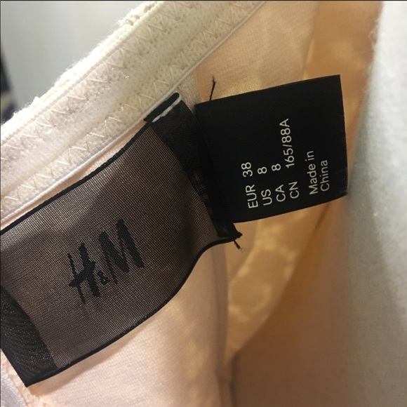 H&M Lace Dress with Shoulder Ruffle - Picture 7 of 8